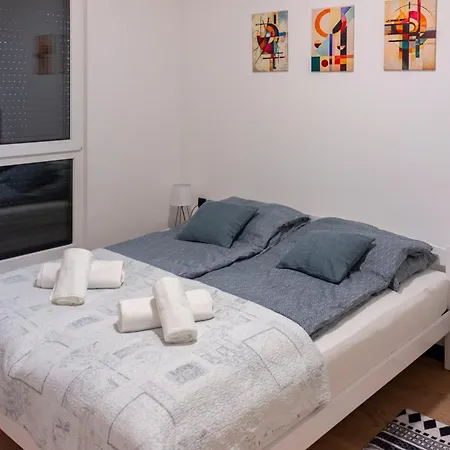 Avenija Comfort - New & Lux In شقة *